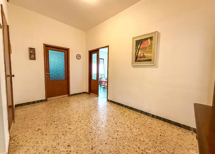 Pristina Apartment, Pochi Passi Dal Mare Rifa755 Apartment *